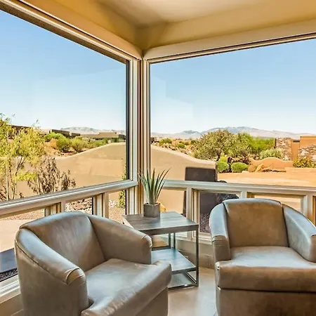 Entrada Casita With A View-2